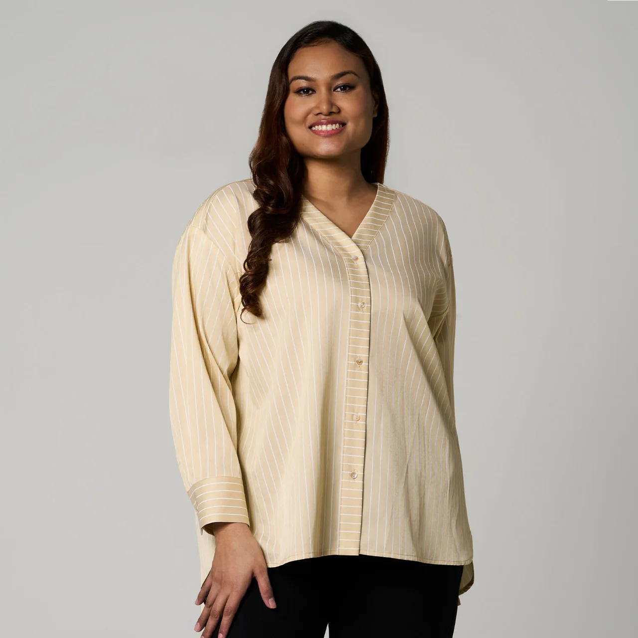 MS.READMJ63548-TB-ASTRIPEV-NECKBOXYSHIRTPLUSSIZE